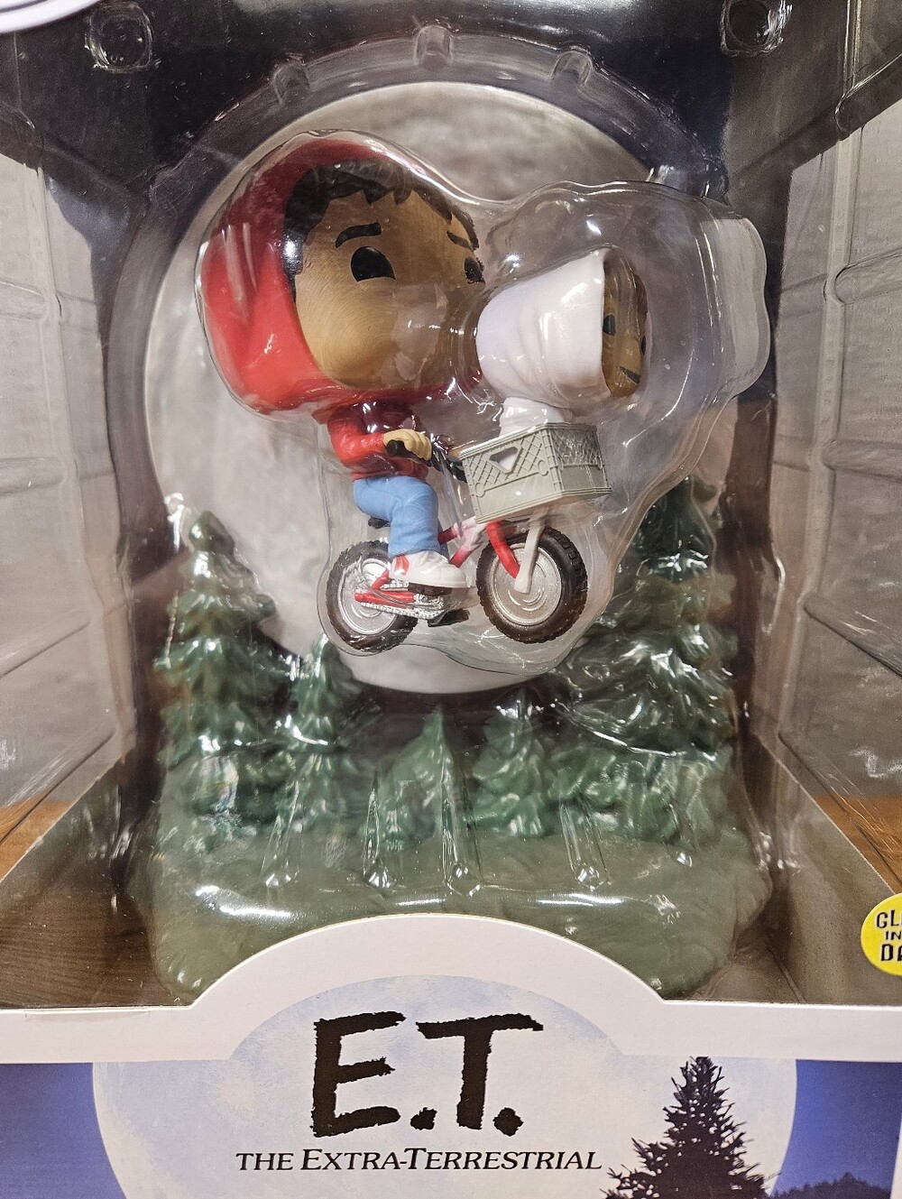 Funko Pop! Movies Moment E.T. The Extra-Terrestrial - Picture 3 of 12